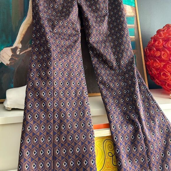 Stylish Patterned Women's Pants - Picture 15 of 16